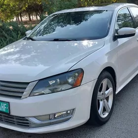 Volkswagen Passat 2012