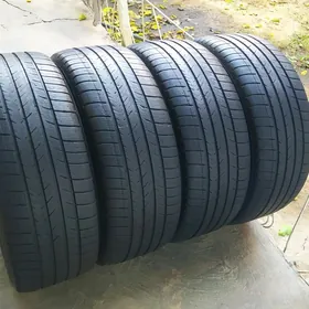 215.55.17   MICHELIN