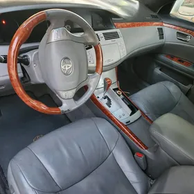 Toyota Avalon 2005