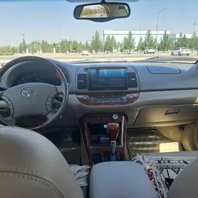 Toyota Camry 2005