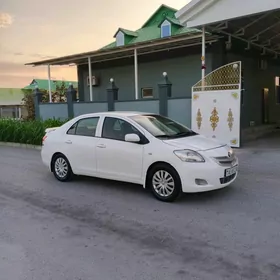 Toyota Yaris 2013