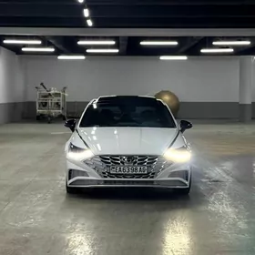 Hyundai Sonata 2020