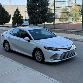 Toyota Camry 2022