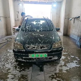 Opel Zafira 2000
