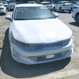 Kia K5 2022