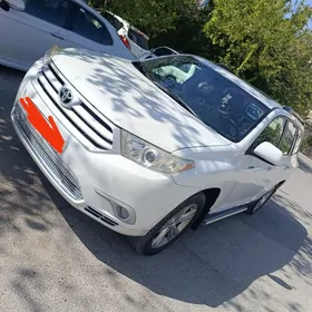 Toyota Highlander 2011