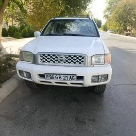 Nissan Pathfinder 2004