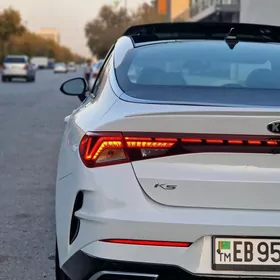Kia K5 2021