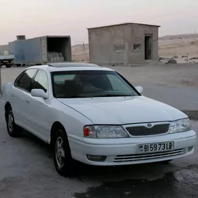 Toyota Avalon 1999