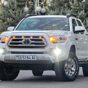 Toyota Tacoma 2023