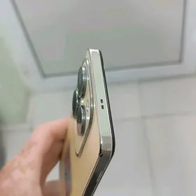 Infinix hot 40pro