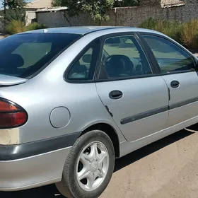 Renault Laguna 1 1999