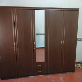 mebel şkaf yuz gorulyan ayna