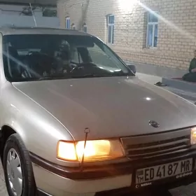 Opel Vectra 1990