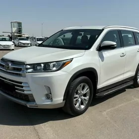 Toyota Highlander 2019