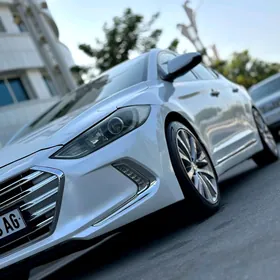 Hyundai Elantra 2018