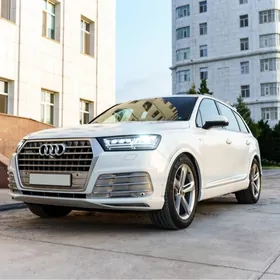 Audi Q7 2018