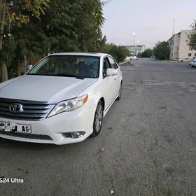 Toyota Avalon 2011