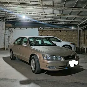 Toyota Camry 2000