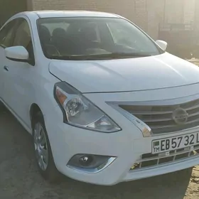 Nissan Versa 2019