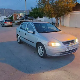 Opel Astra 2003