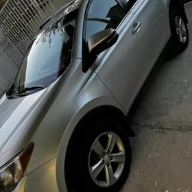 Toyota RAV4 2013