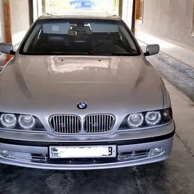 BMW E39 2001
