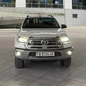Toyota Hilux 2022