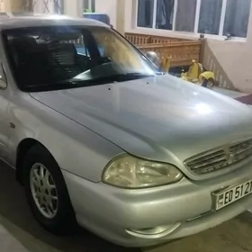 Kia Credos/Clarus 2000