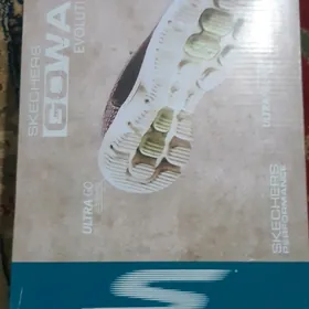 SKECHERS