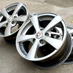 Diska 15 lik ...Toyota