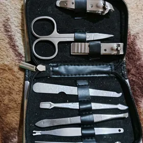 Маникюрный набор.