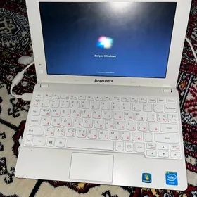 Школьный ноутбук Lenovo