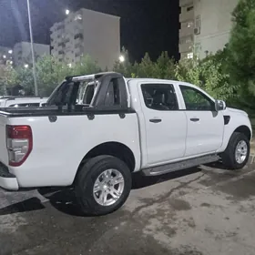 Toyota Hilux 2012