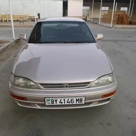 Toyota Camry 1992