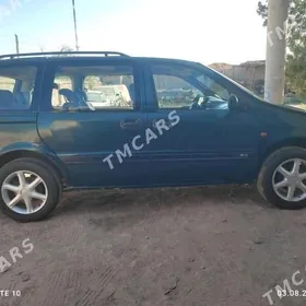 Opel Sintra 1999