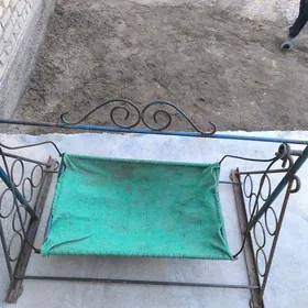 Satlyk çaga sallançagy