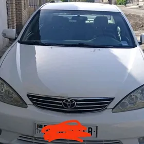Toyota Camry 2005