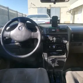 Opel Vectra 1989