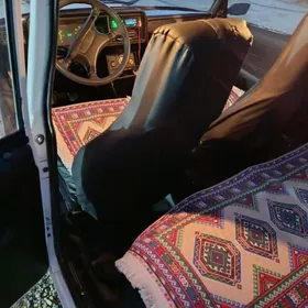 Lada 2107 2000