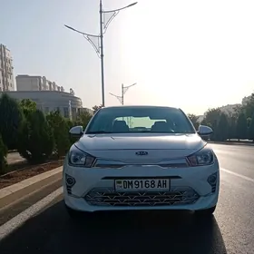 Kia Rio 2021