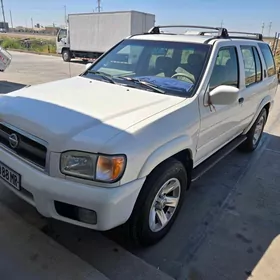 Nissan Pathfinder 2001