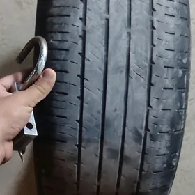 235 55 19 teker higlander