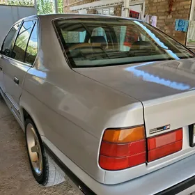 BMW 525 1993