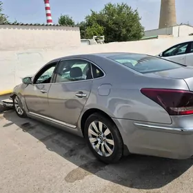 Hyundai Equus 2010