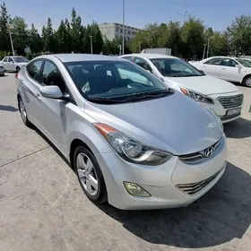 Hyundai Elantra 2012