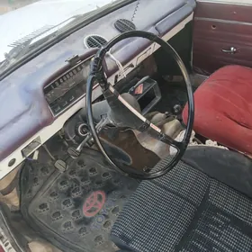 Lada 2104 1985