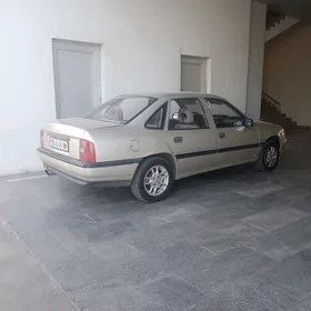 Opel Vectra 1990