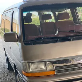 Toyota Hiace 1991