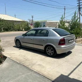 Opel Astra 2002